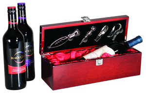 single wine presentation box with wine tools included personalize engrave engraved engraving red lining corporate gift boss employer business elegant gift idea present classy